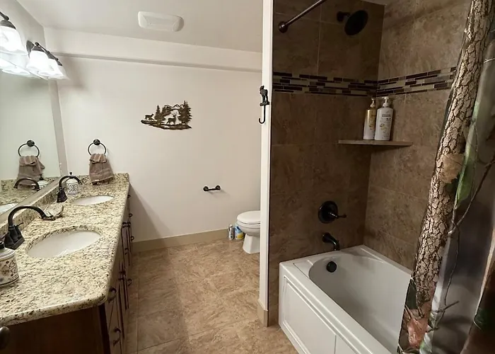 Townhouse On The Golf Course! Afton